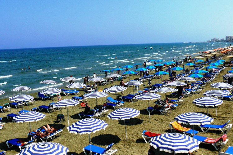 Τρεις κυπριακές παραλίες στις καλύτερες της Ευρώπης